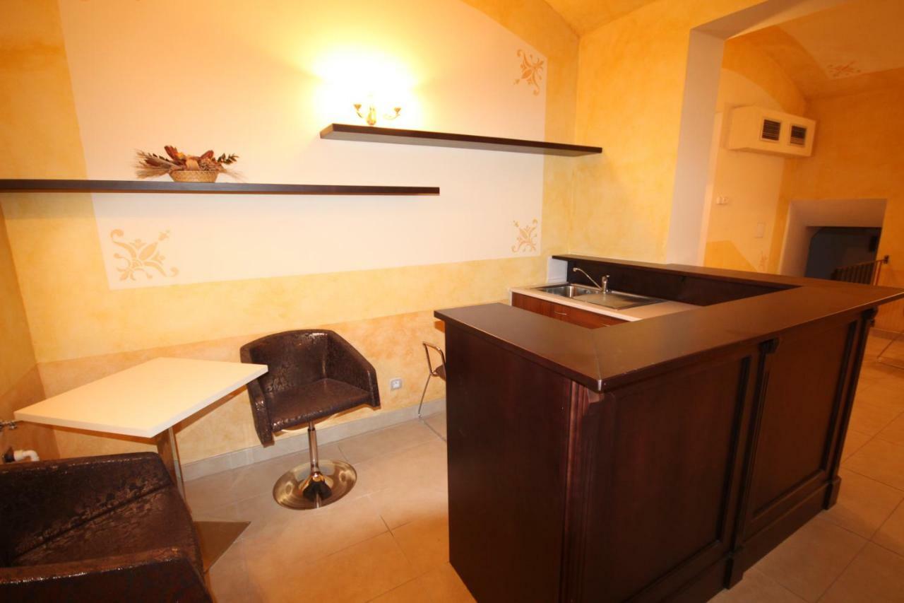 Apartment Hálkova 5 Praga Esterno foto