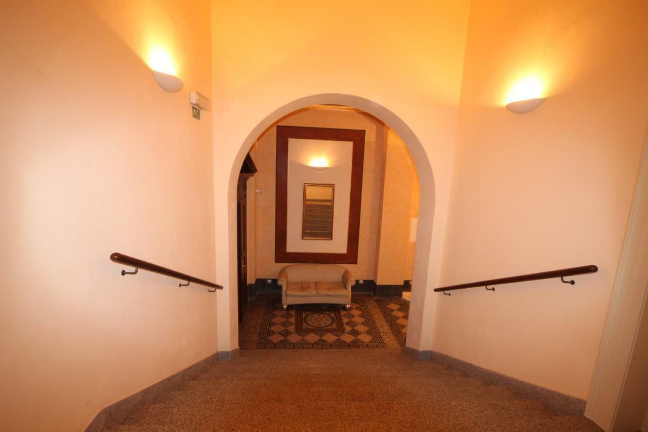 Apartment Hálkova 5 Praga Esterno foto