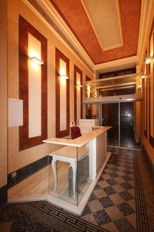 Apartment Hálkova 5 Praga Esterno foto