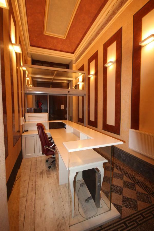 Apartment Hálkova 5 Praga Esterno foto